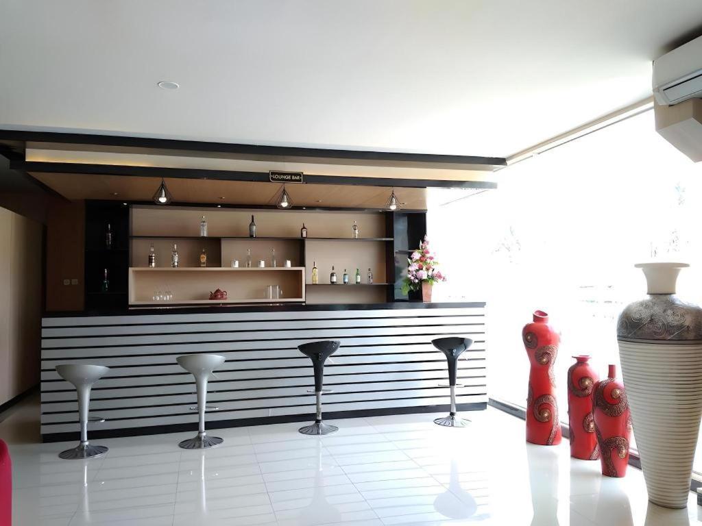טגאל Grand Dian Hotel Slawi מראה חיצוני תמונה