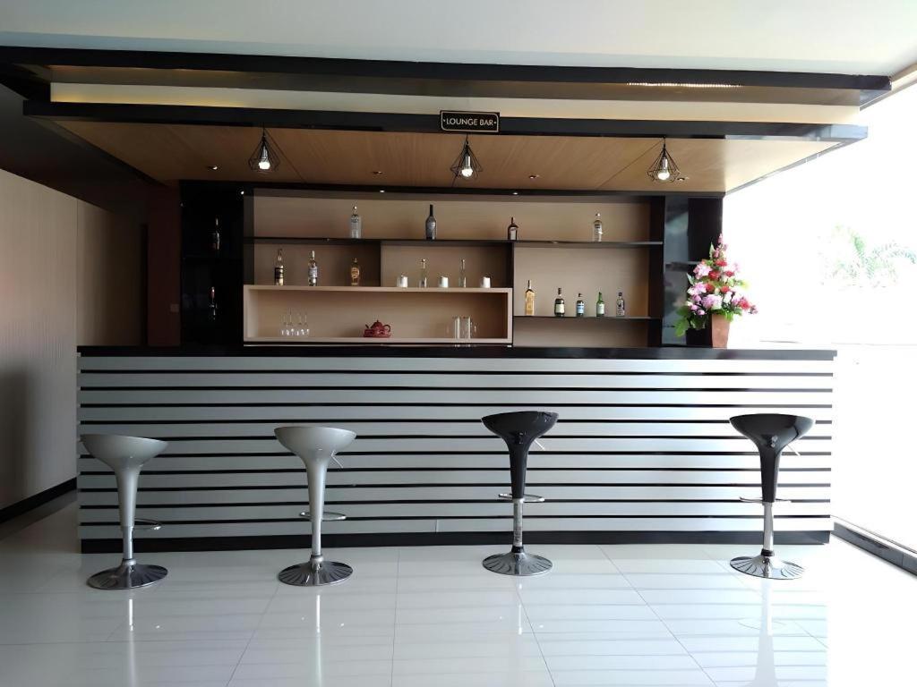 טגאל Grand Dian Hotel Slawi מראה חיצוני תמונה