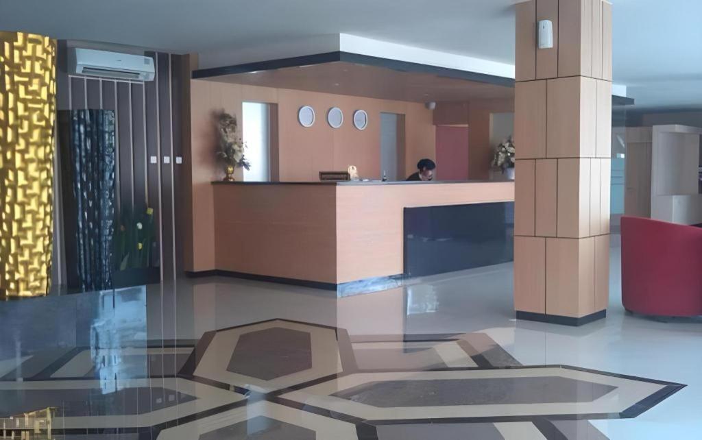 טגאל Grand Dian Hotel Slawi מראה חיצוני תמונה